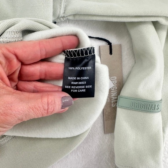 Originals Brooklyn Cloth Logo Crewneck Sweatshirt Sage Green NWT M - Picture 7 of 13